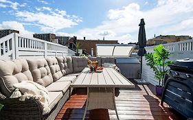 Live On The Roof Of Oslo City Center